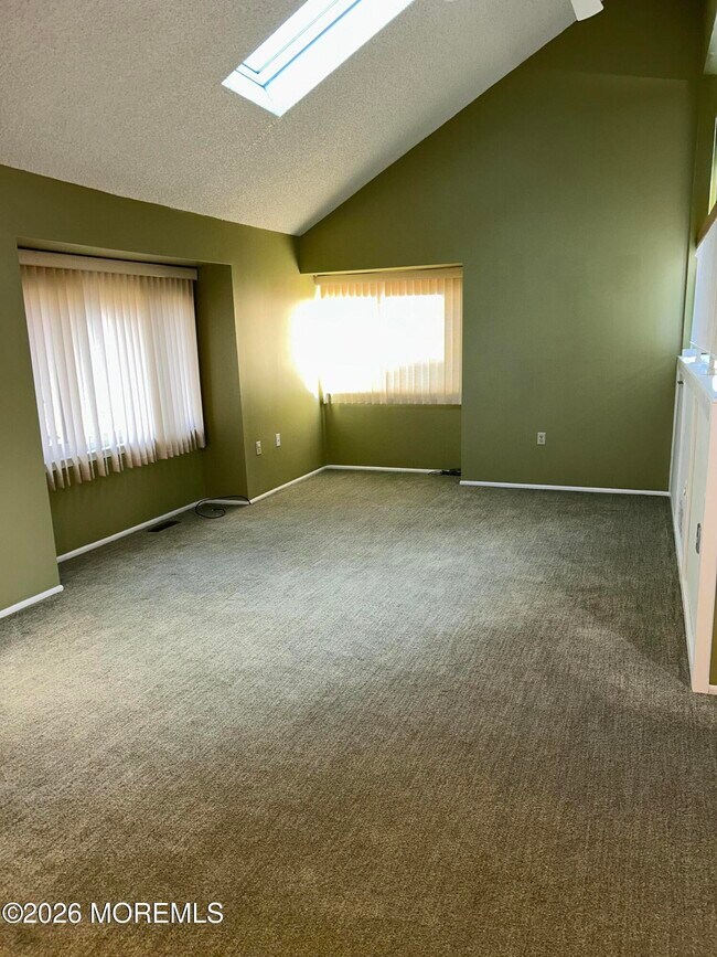 Building Photo - 316 Burntwood Trail