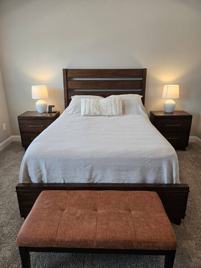 Building Photo - 13812 E El Bonito Dr