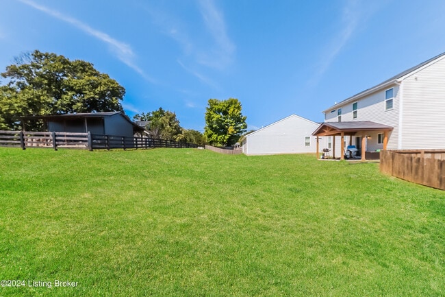 Building Photo - 443 Vildana Wy