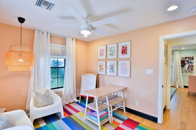 Building Photo - 2672 E Mesquite St