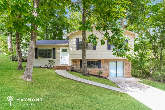 Primary Photo - 6860 Markham Dr
