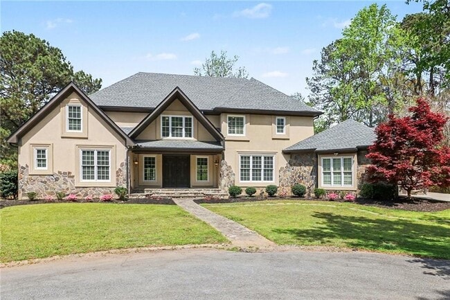 Building Photo - 3950 Spalding Dr