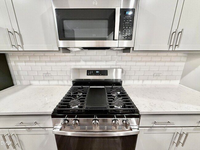 Building Photo - 470 Carolina Spgs Blvd