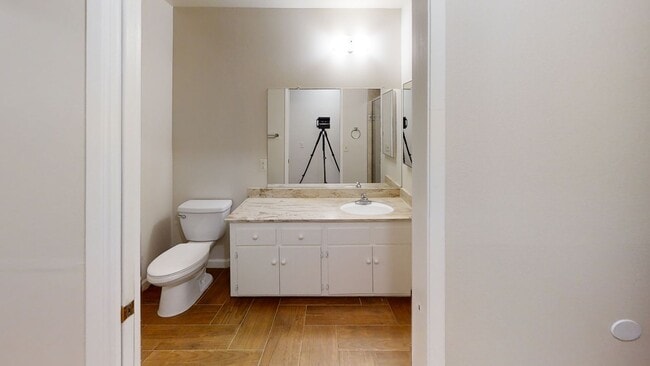 Building Photo - Spacious 4 bedroom 2.5  Bath Calimesa Home!