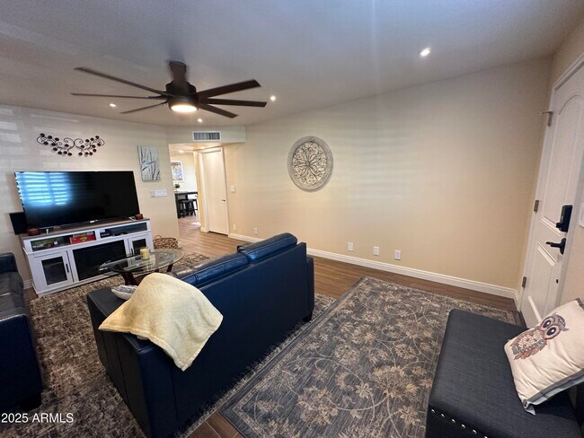 Building Photo - 4328 E Capri Ave