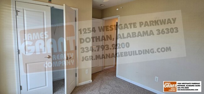 Building Photo - 302 Brushfire Dr