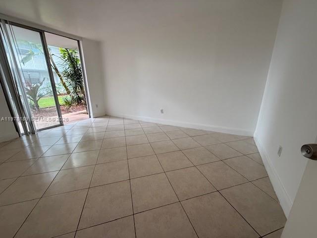 Building Photo - 1801 S Treasure Dr