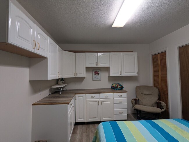 Building Photo - Lakefront Living on Little Lake Geneva – Main Home + Private In-Law Suite!