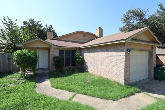 Building Photo - 6714 Windrift Way