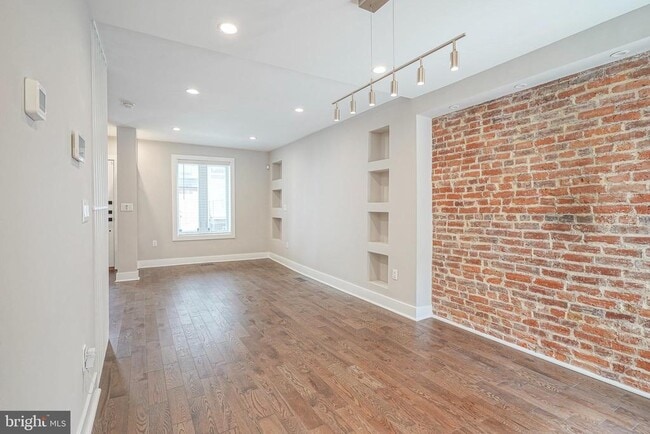 Building Photo - 1435 S Ringgold St