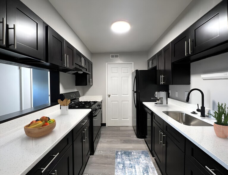 Century City Apartments 6300 Century City S Reynoldsburg OH 43068