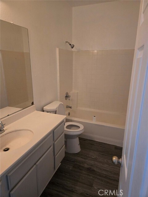 Building Photo - 421 Steiner Dr