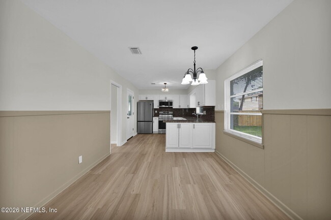 Building Photo - 8544 Sanchez Rd