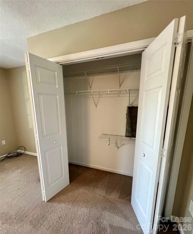 Building Photo - 113 Steam Engine Dr