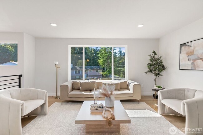 Building Photo - 11602 SE 210th Pl