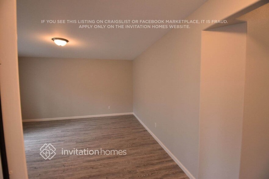 Building Photo - 17931 25th Ave Ct E