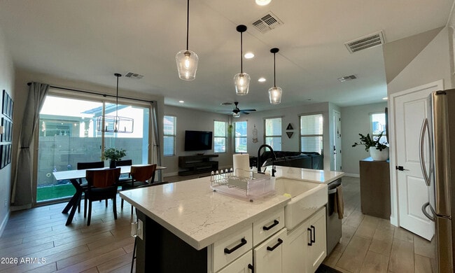 Building Photo - 25338 N 20th Ave