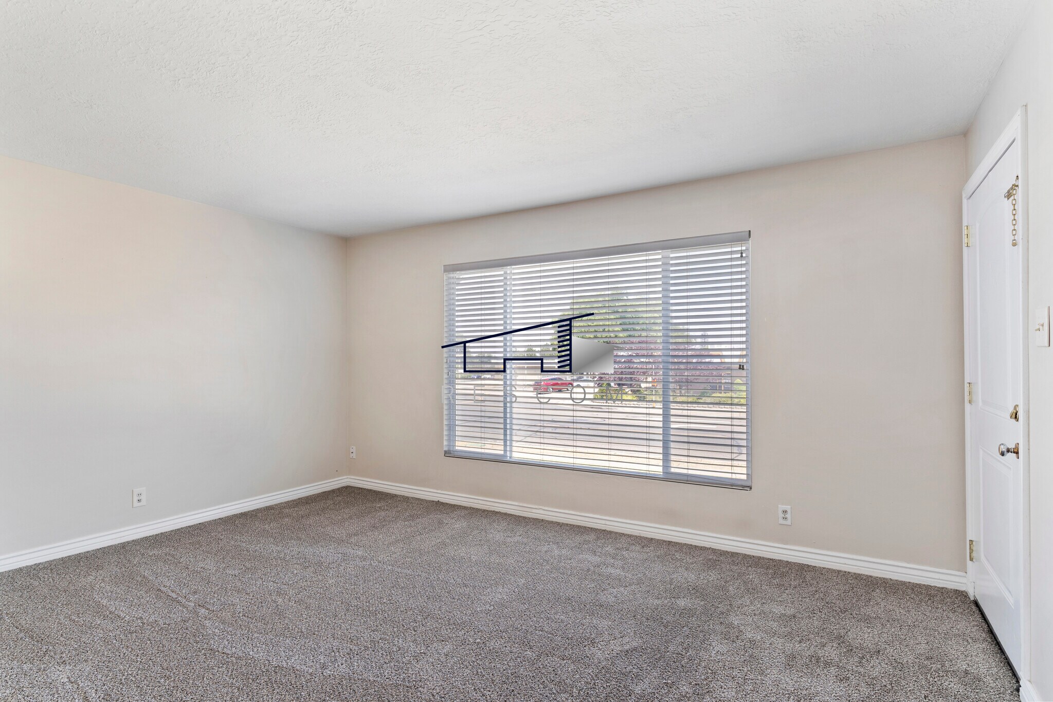 Building Photo - 167 E 4700 S