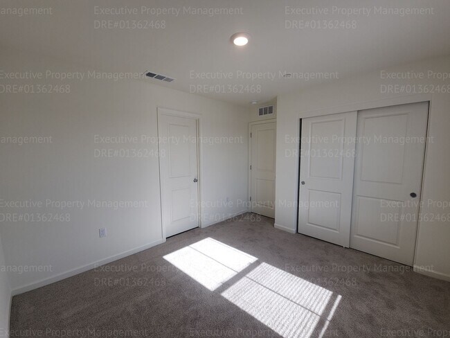Building Photo - 8921 Kemi St