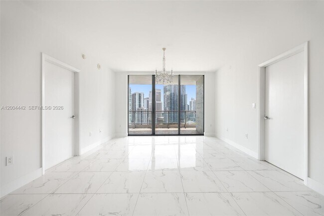 Building Photo - 90 SW 3rd St