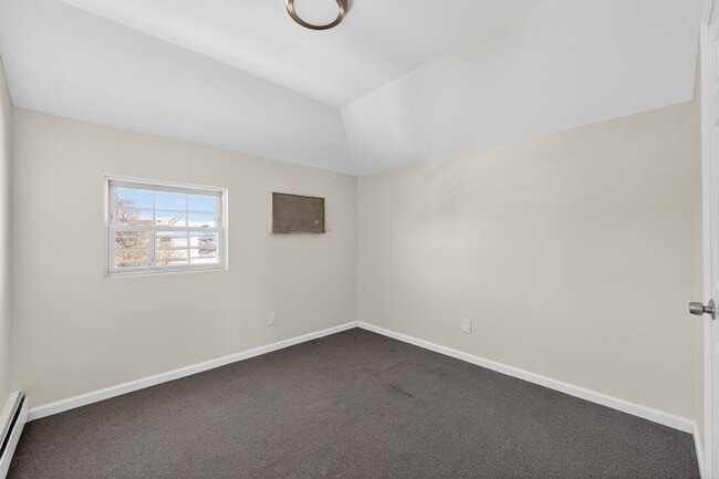 Building Photo - 147-20 226th St