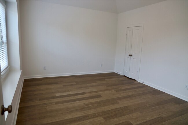 Building Photo - 27003 Golden Isle Ln