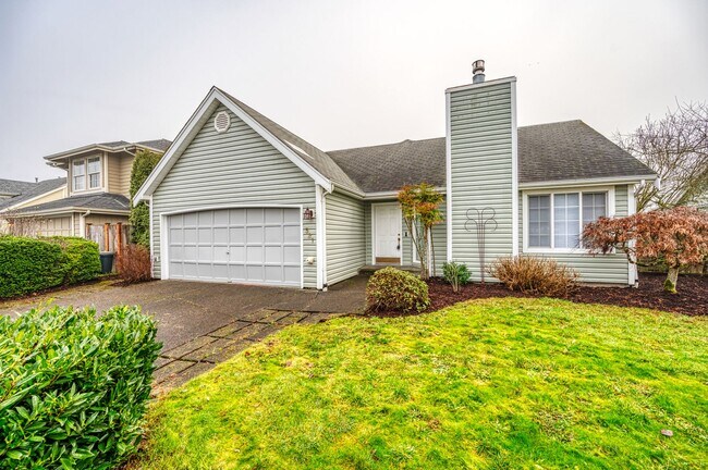 Building Photo - Rambler 3 Bedroom 2 Bath Fenced Yard - Orting