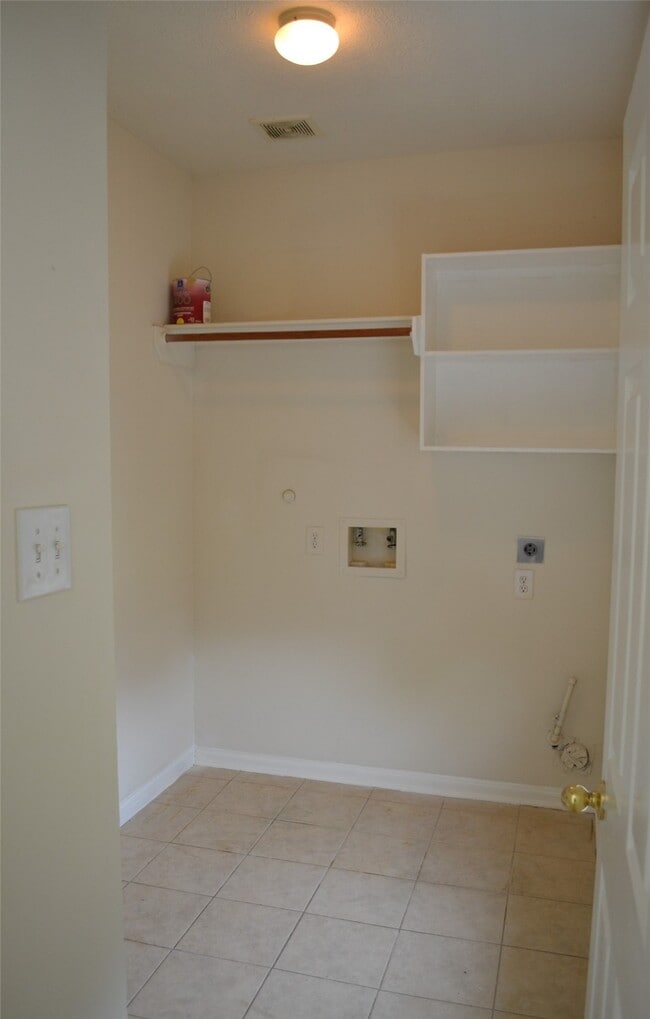 Building Photo - 5723 Ames Crossing