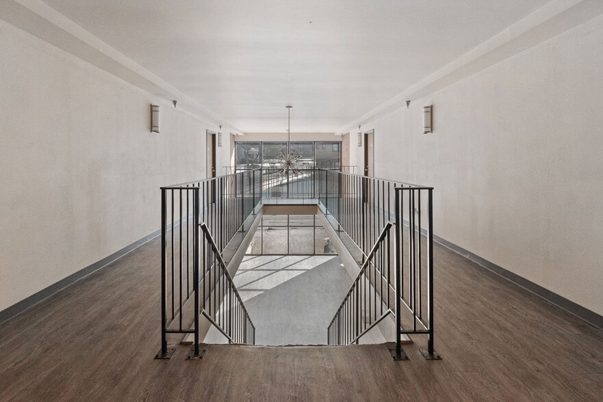 Building Photo - 7900 Harwood Ave