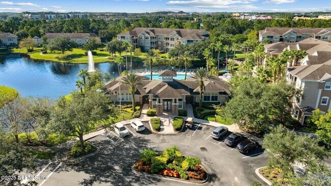 Building Photo - 7990 Baymeadows Cir E