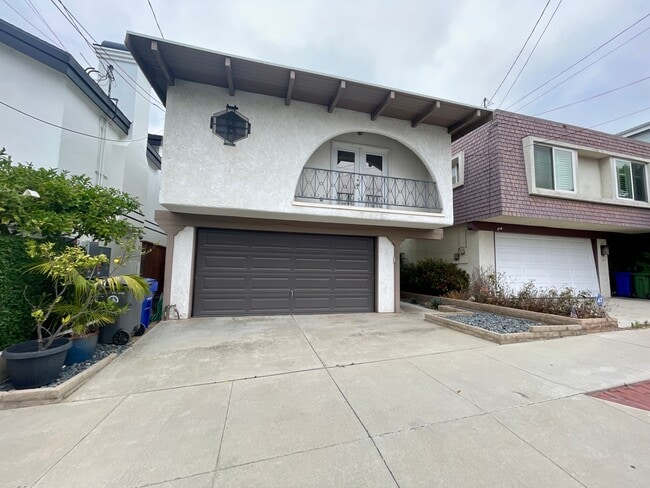 Building Photo - 637 13th St