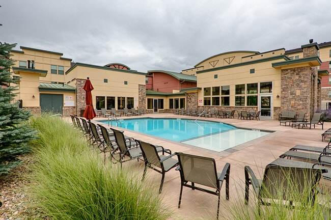 Swimming Pool - 13456 Via Varra