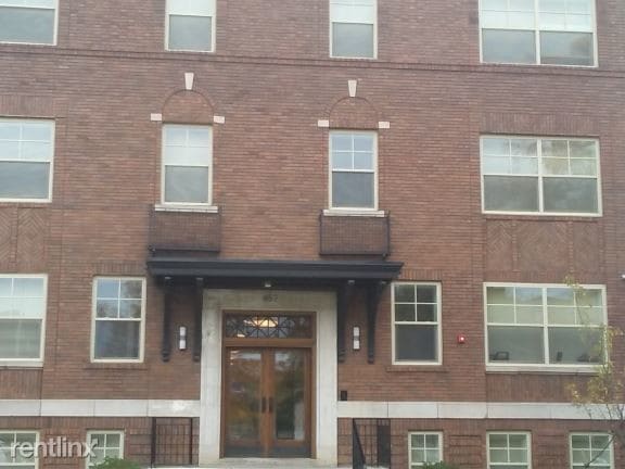 Building Photo - 2 br, 1 bath Apartment - Treymore Apartments