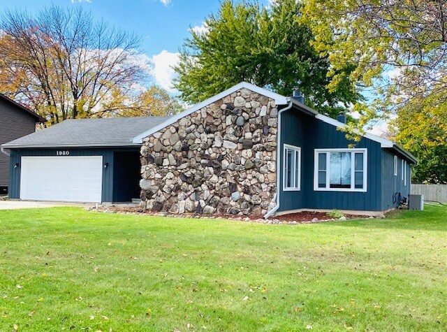 Building Photo - 1980 Tumblebrook Rd