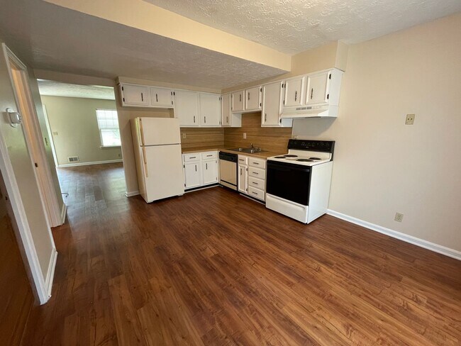 Building Photo - 2853GRI