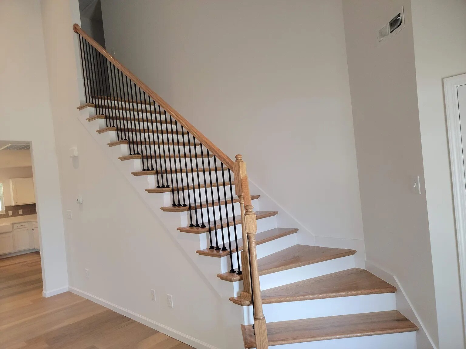 Building Photo - 7703 Mossy Landing Ln