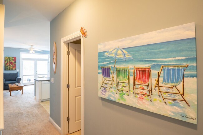 Building Photo - Mellow Yellow @ 1114 Bonito Lane #1