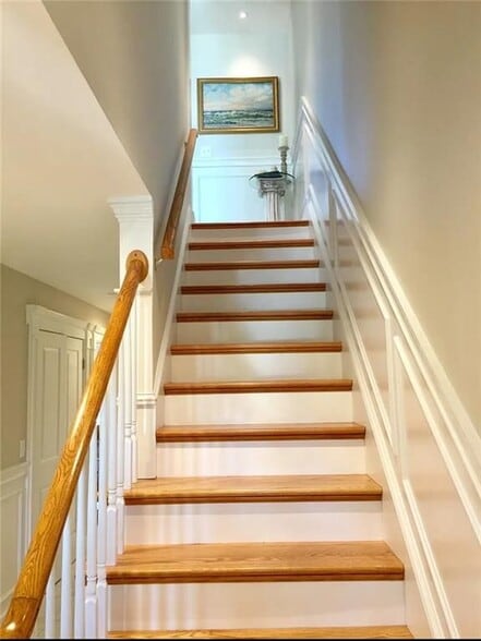 Building Photo - 307 Corey Ln