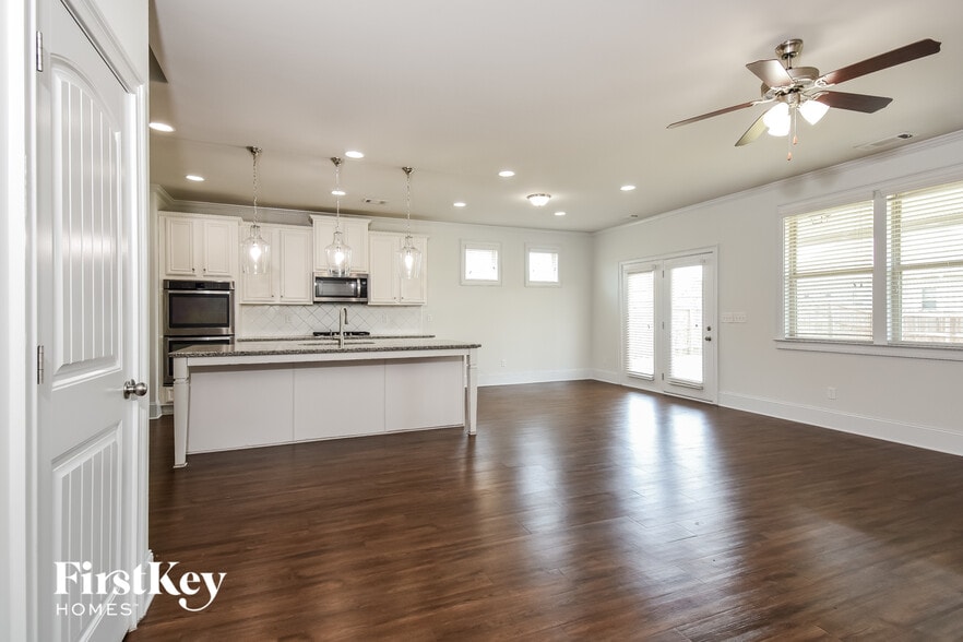 Building Photo - 252 Fox Knoll Trail