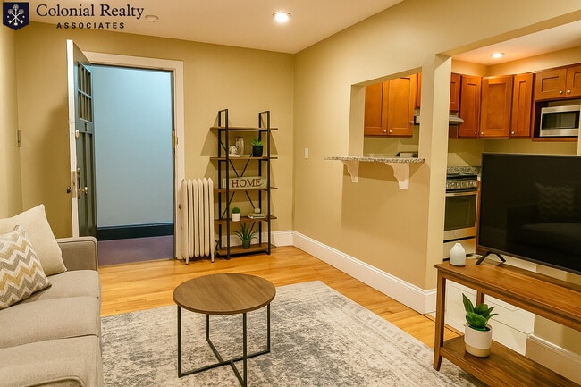 Building Photo - 72 Egmont St