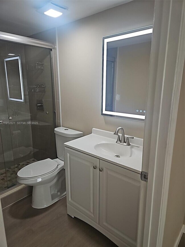 Building Photo - 10630 SW 158th Ct