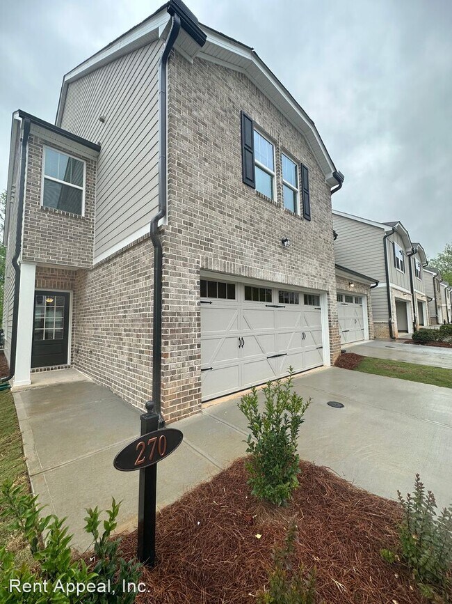 Building Photo - 3 br, 2.5 bath House - 270 Timberland Avenue