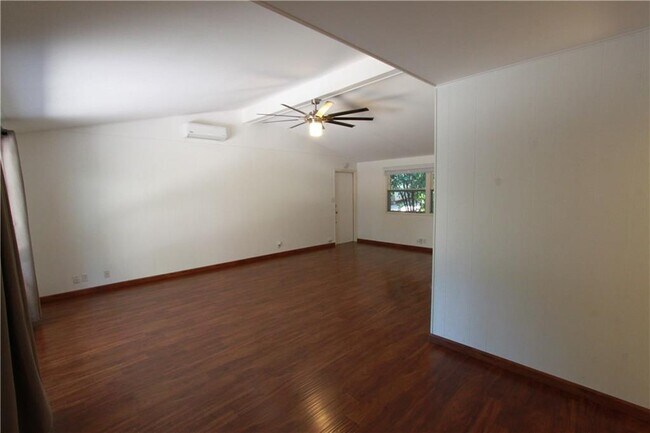 Building Photo - 2305 Wilke Dr