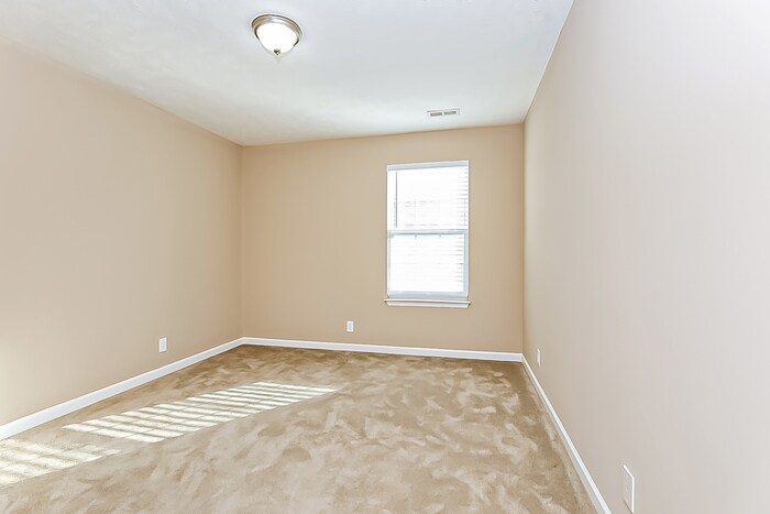 Building Photo - 410 Wichita Dr