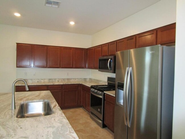 Building Photo - 14226 E Adeline Drive