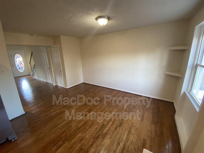 Building Photo - 24 Bentley Ct
