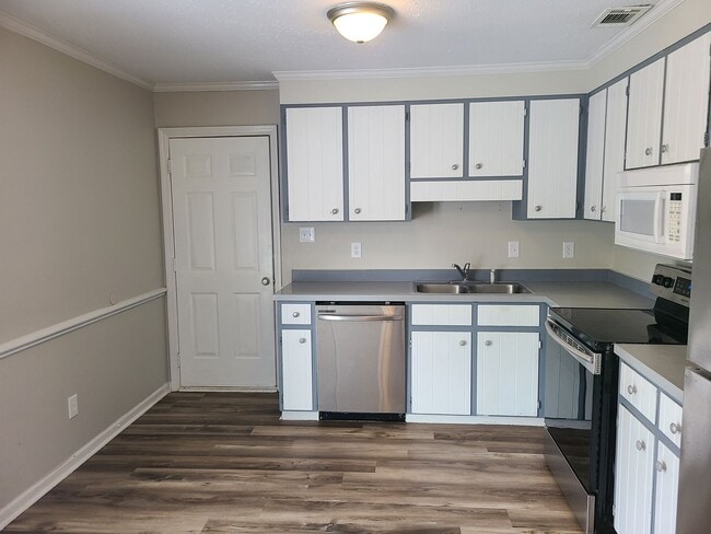 Building Photo - 2082 NC-172
