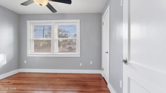 Building Photo - 1207 Buena Vista Blvd