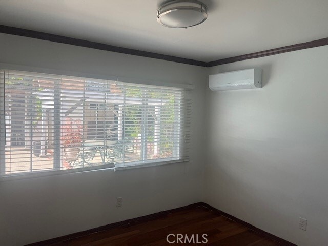 Building Photo - 15572 Los Altos Dr