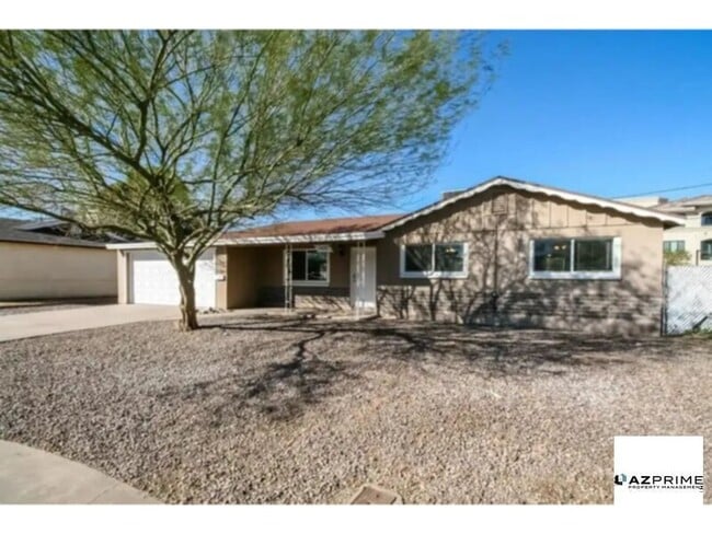 Primary Photo - 7421 E Belleview St